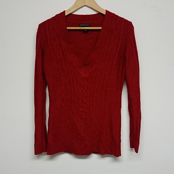 4/$20 Long XS Red Sweater - Picture 1 of 3